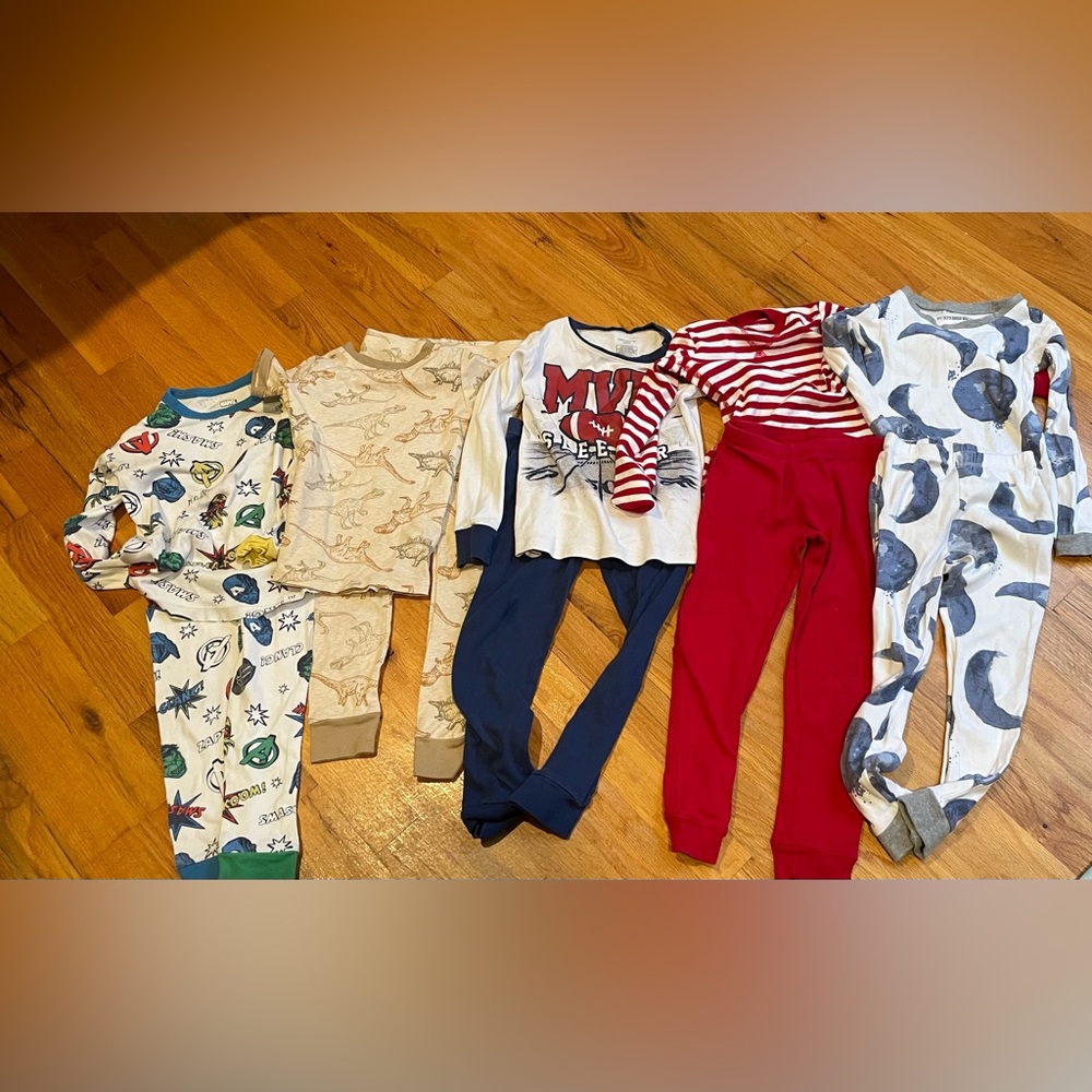 Boys size 5 Cotton Pajamas